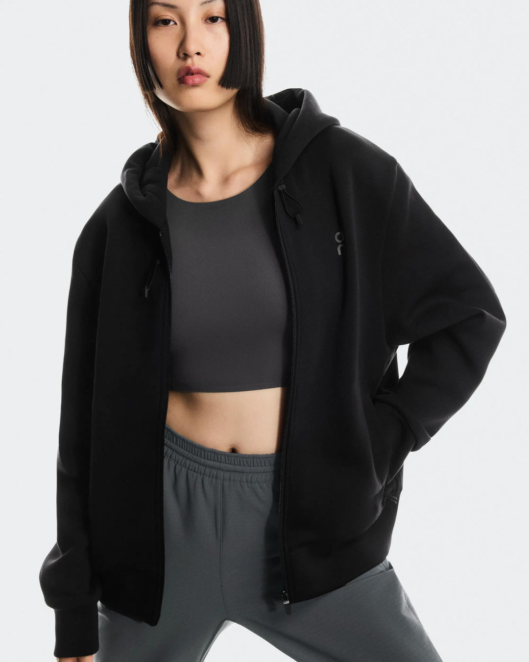 ON Women's Focus Tech Zip Hoodie - Black
