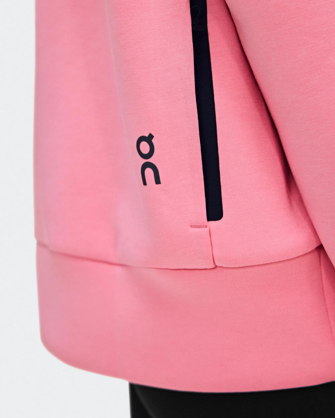 ON Women's Focus Tech Crew - Magnolia
