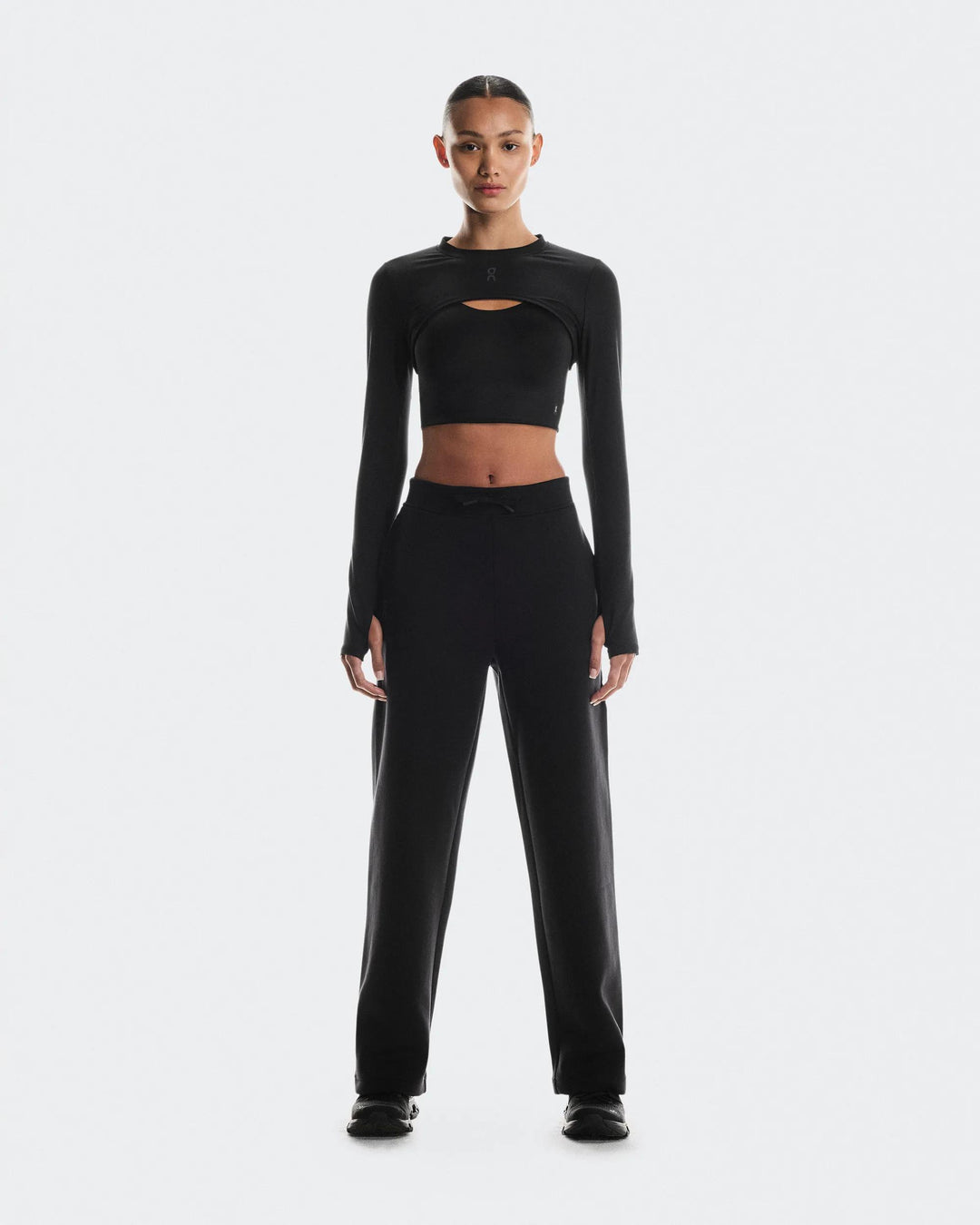 ON Women's Focus Tech Sweatpants - Black