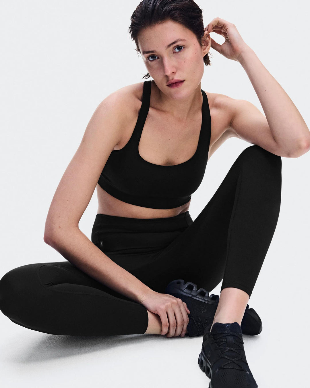 ON Women's Studio Tights 7/8 - Black