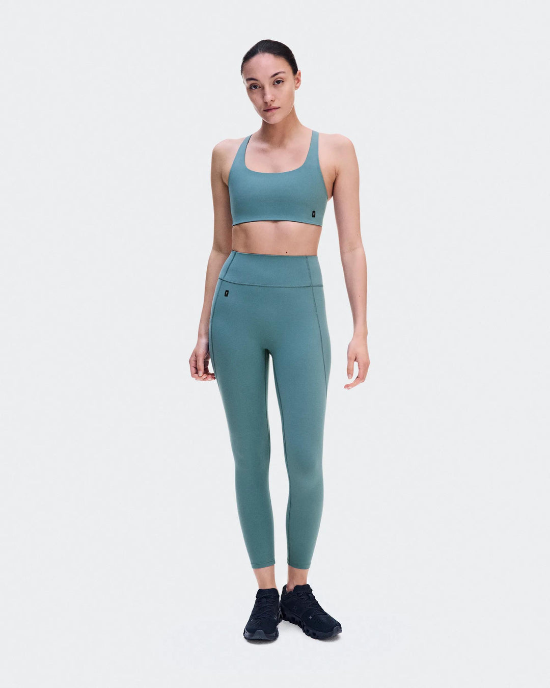 ON Women's Studio Tights 7/8 - Agave