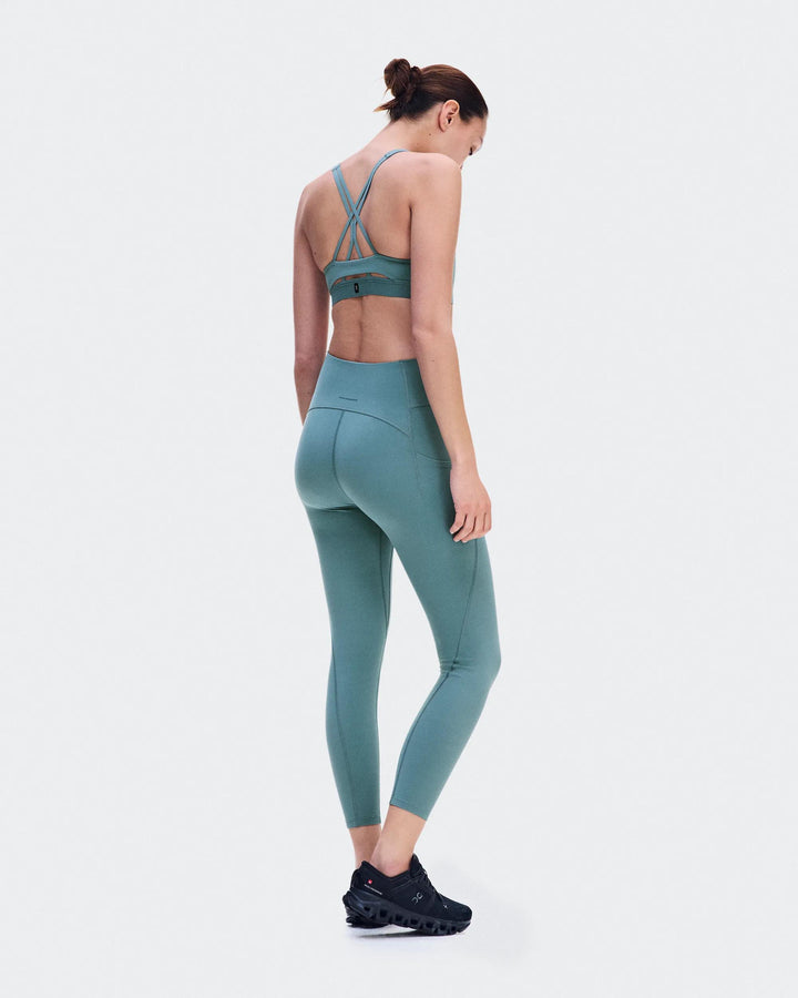 ON Women's Studio Tights 7/8 - Agave