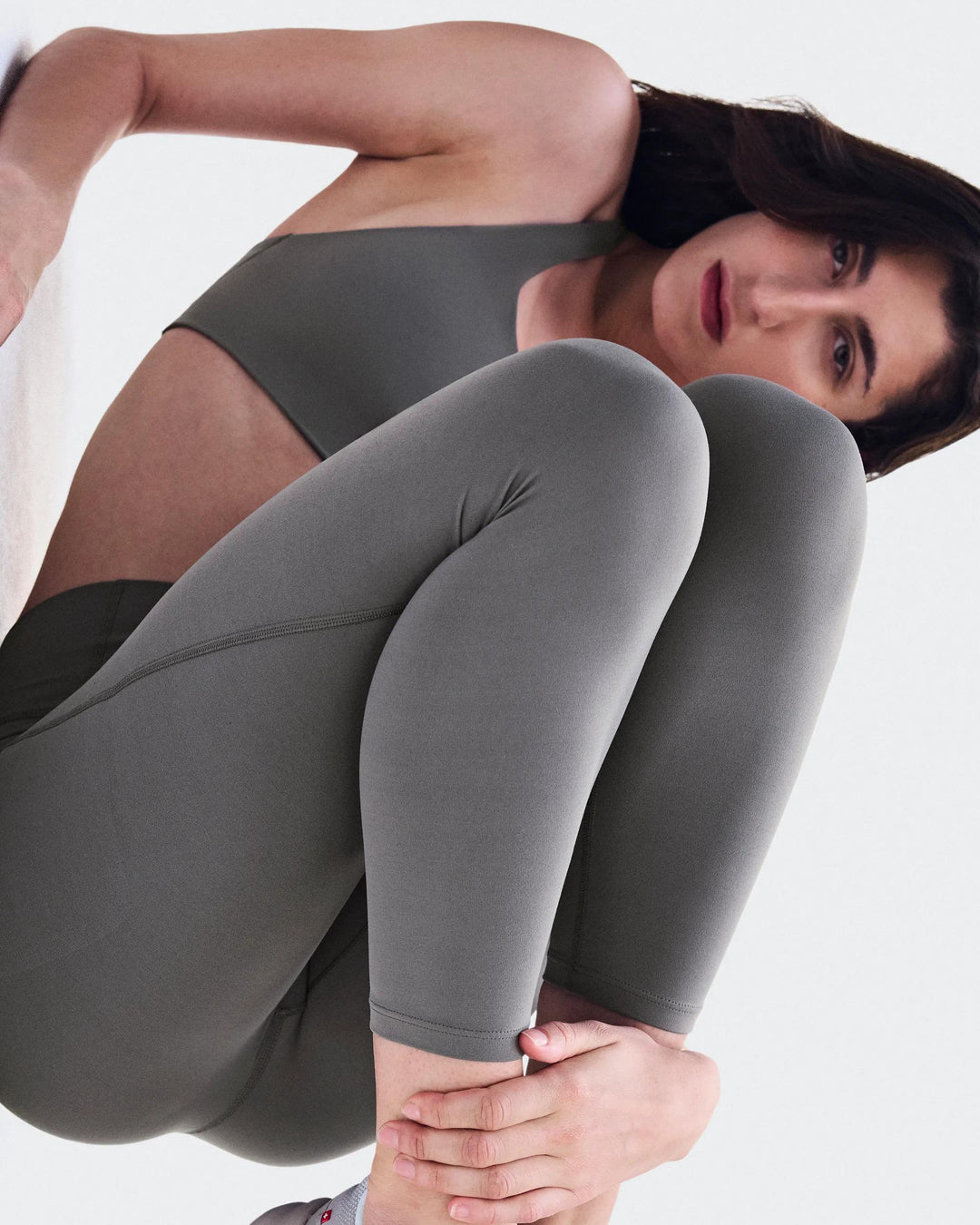 ON Women's Studio Tights 7/8 - Ember