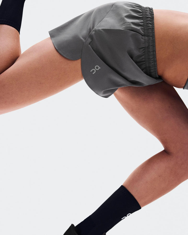 ON Women's Train Shorts 3" - Ember