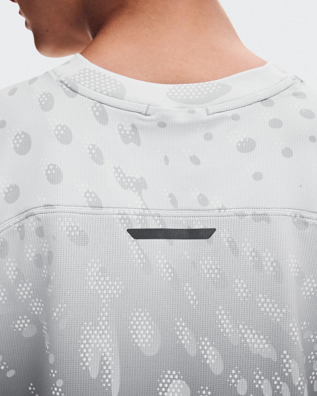 ON Women's Performance Volt-T - Espresso
