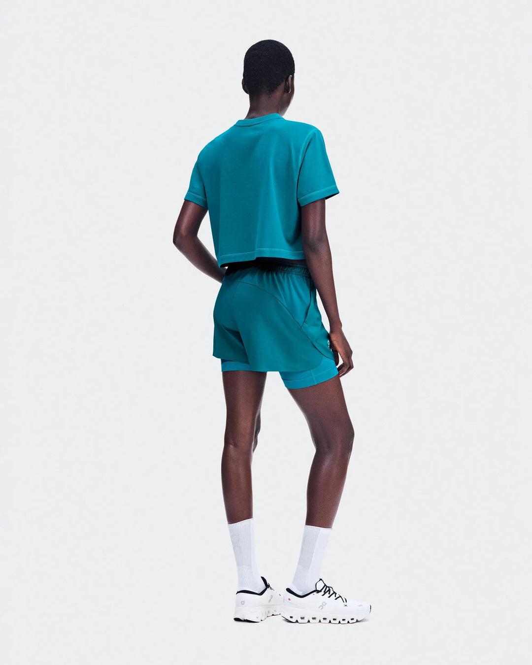 ON Women's Train-T Crop - Abyss