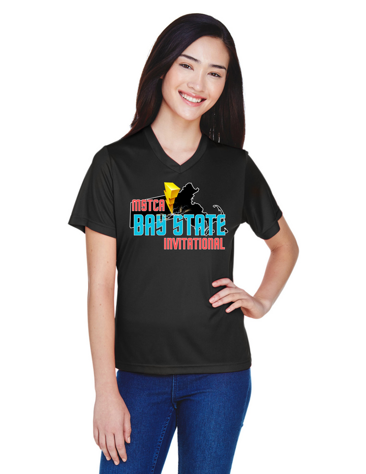 Camiseta de rendimiento para damas del equipo 365 del MSTCA Bay State Invitational (TT11W)