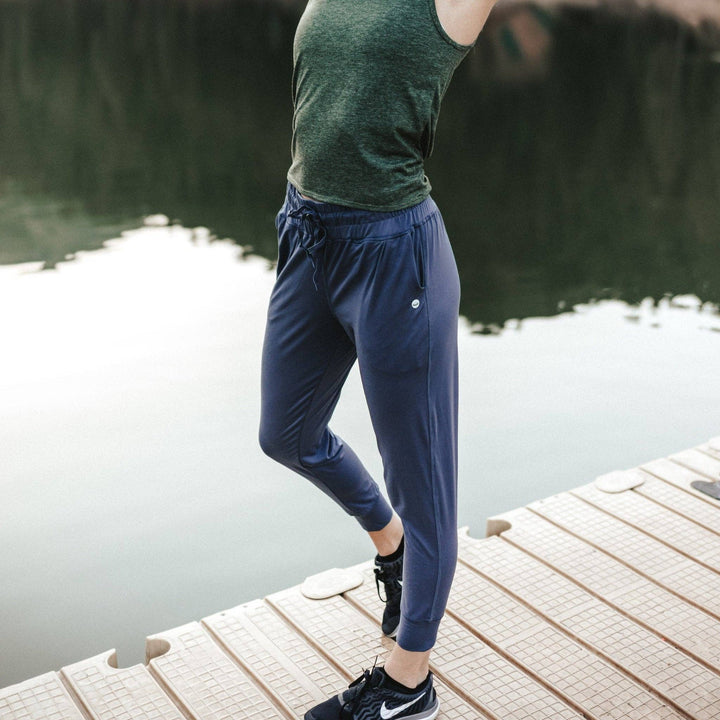 Pantalones deportivos de fin de semana de Senita Athletics - Azul marino claro