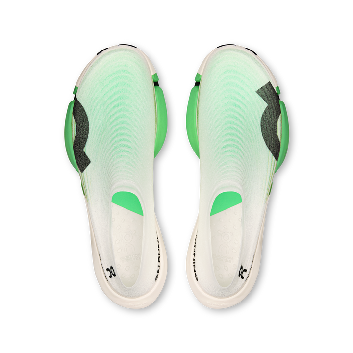 ON Unisex Cloudboom Strike - White Verdite