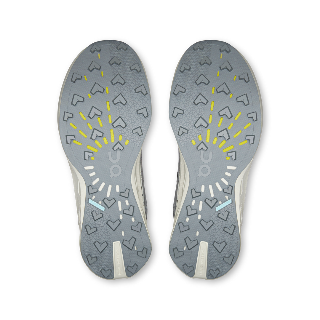 ON Women's Cloudultra Peak - Apollo Aloe