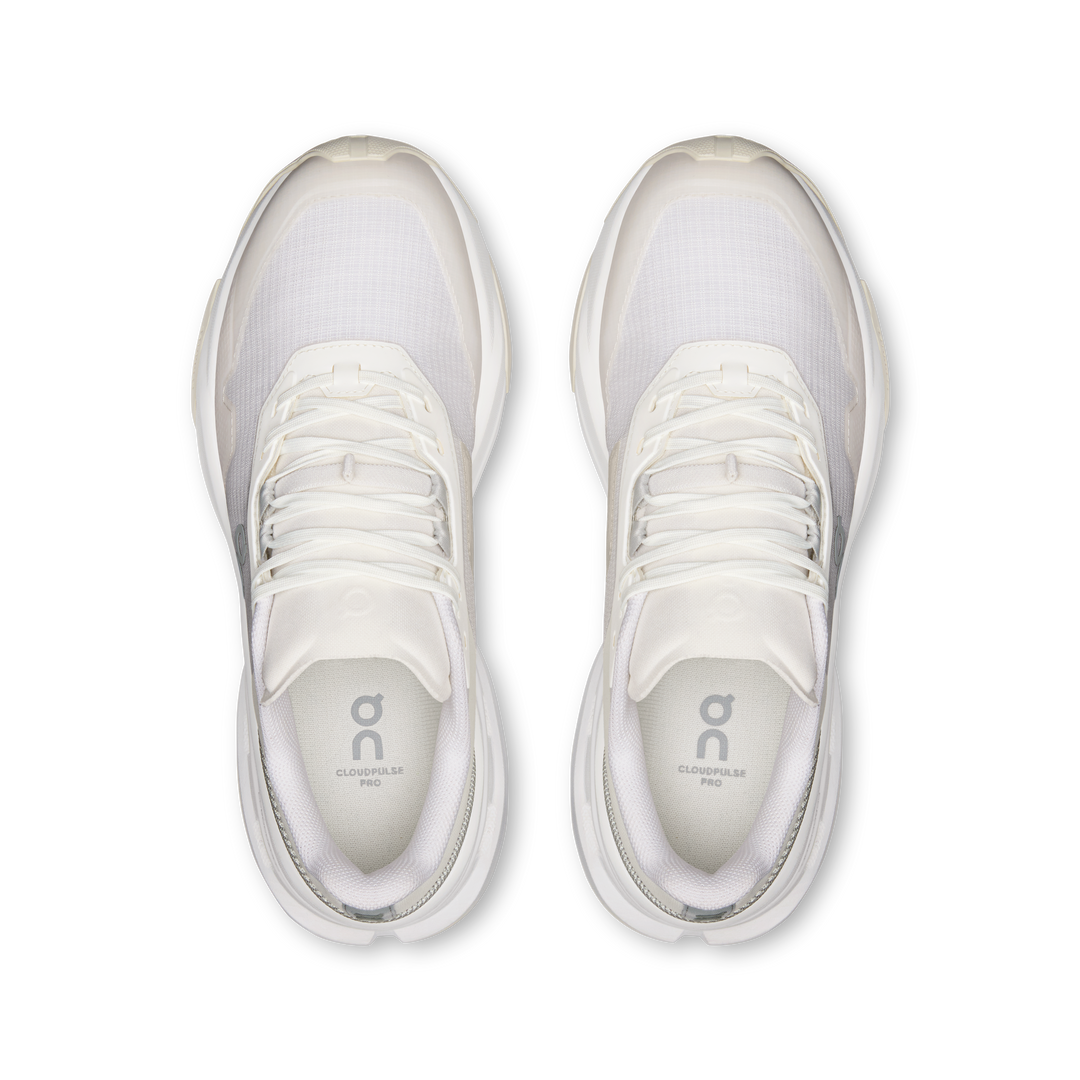 ON Women's Cloudpulse Pro - White Ice