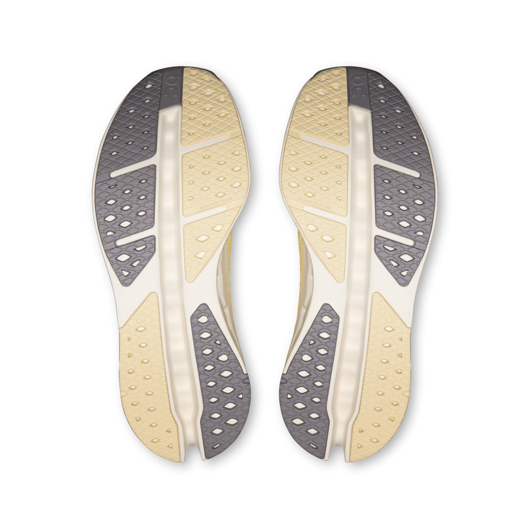 ON Women's Cloudsurfer Max - Dijon Ivory