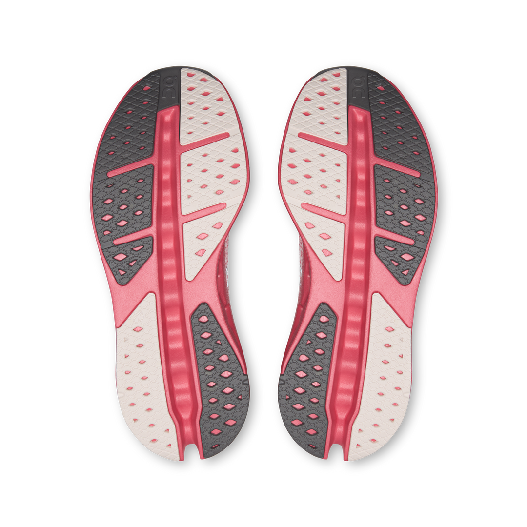 ON Women's Cloudsurfer Max - White Camellia