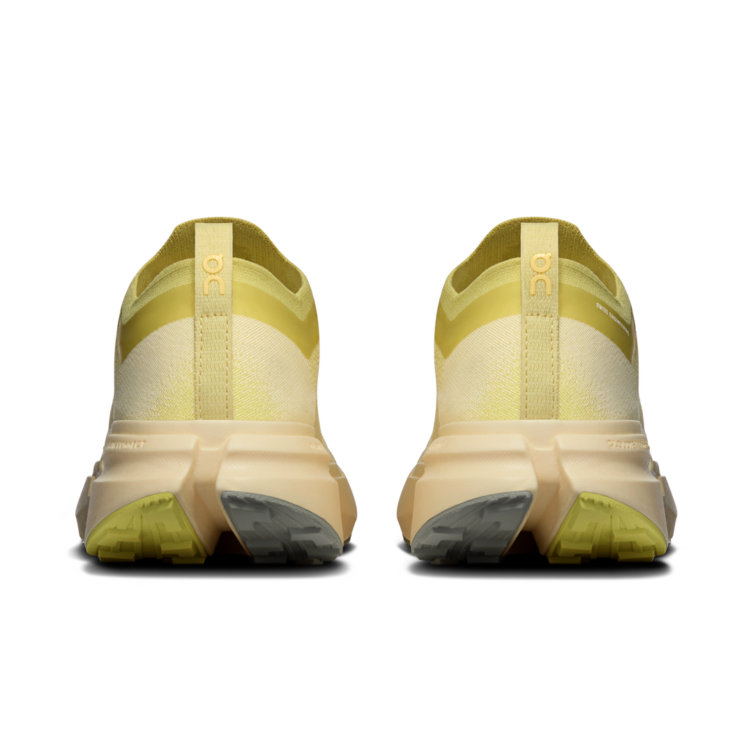 ON Women's Cloudsoma - Acacia Lychee