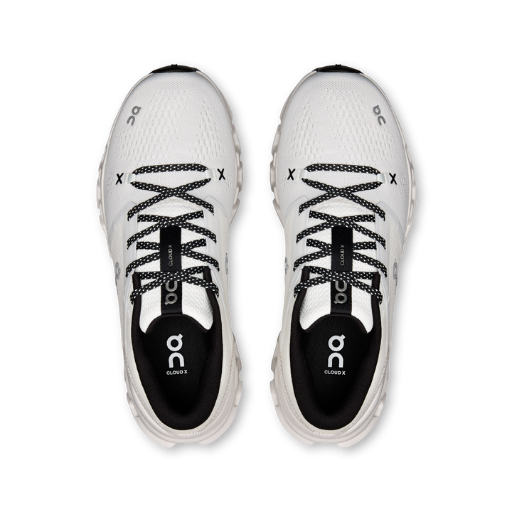 ON Women's Cloud X 5 - White Black