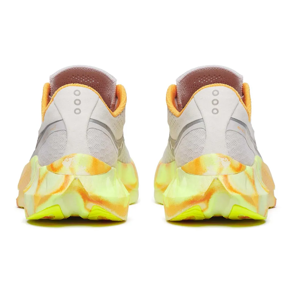 Women's Saucony Endorphin Pro 4 - Fog Peel