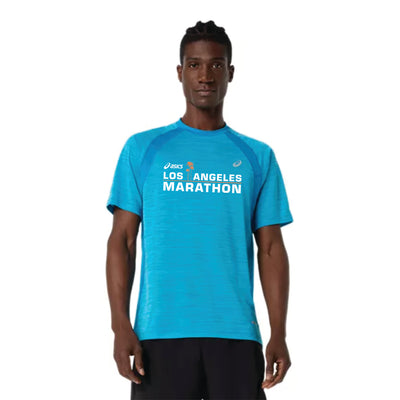 Maratón de Los Ángeles ASICS 2026 - Camiseta de manga corta ASICS para hombre, color azul egeo (2011D453) (LA26-03)