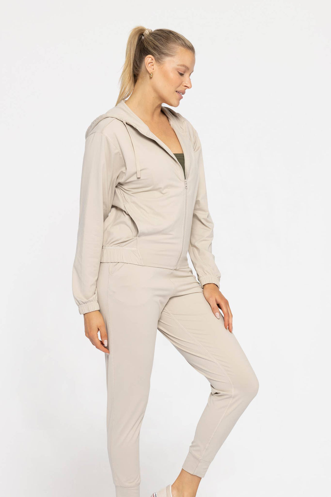 Mono B - Chaqueta con capucha y cremallera FlexComfort - Marrón - MUJER