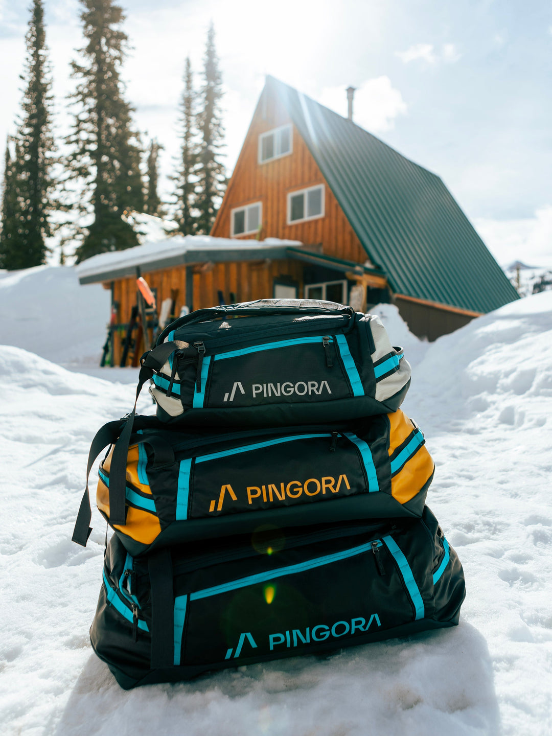 Pingora Radia Travel Duffel Bag 35L, 55L or 75L