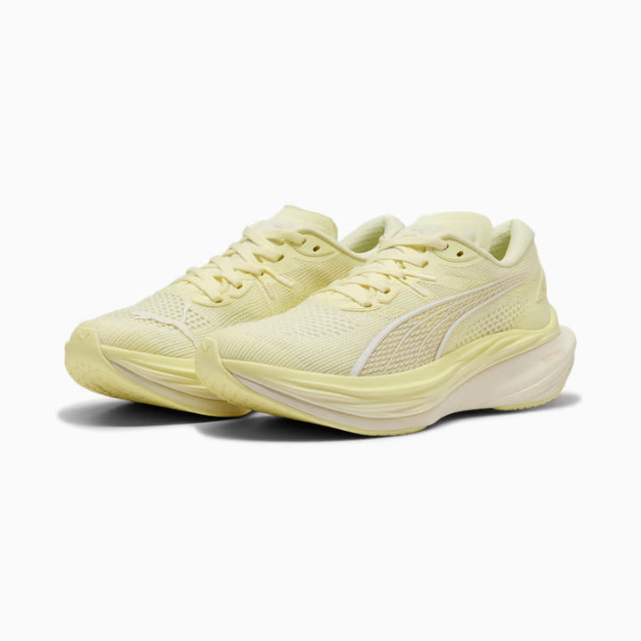 PUMA Womens Deviate Nitro 3 - GOLD MOON-ALPINE SNOW