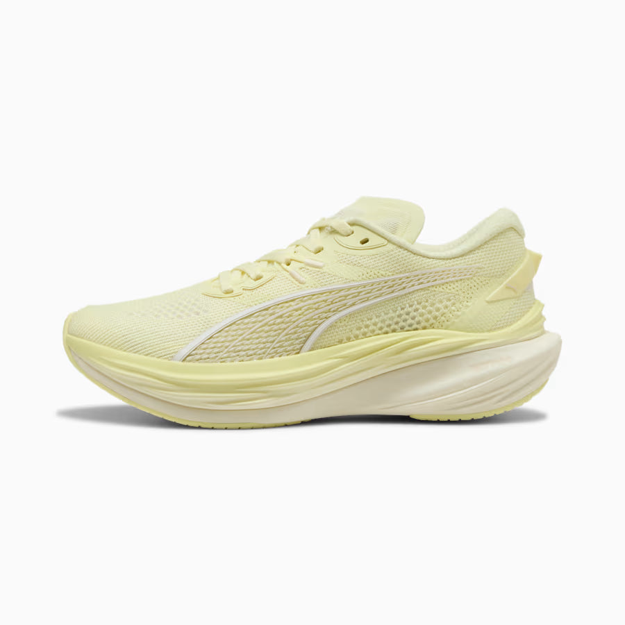 PUMA Womens Deviate Nitro 3 - GOLD MOON-ALPINE SNOW