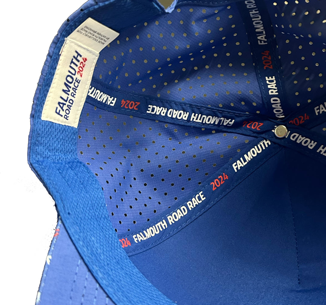 Gorra ASICS unisex Falmouth Road Race 2024 7.0 con estampado azul (POS)