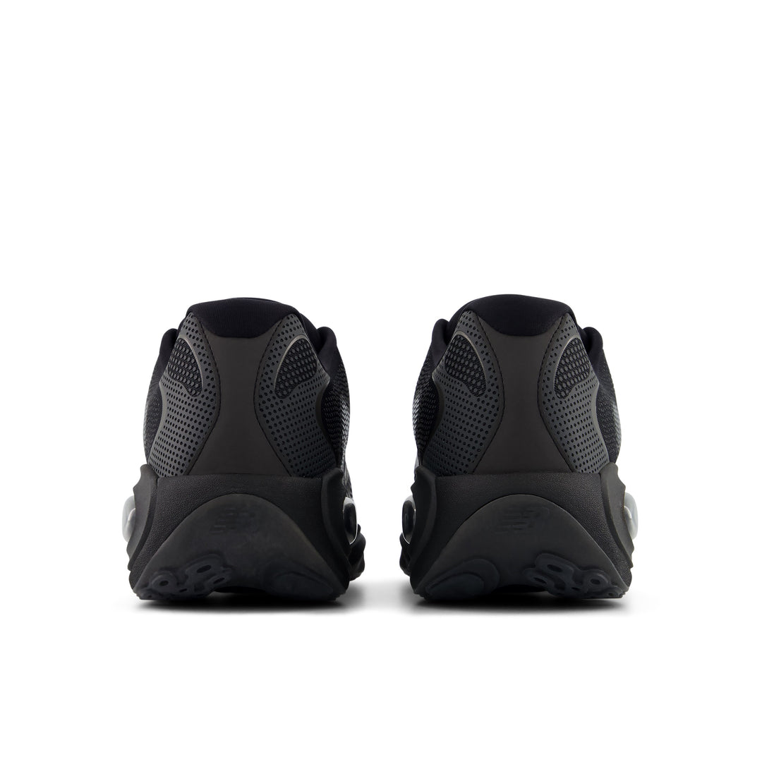 New Balance Mens Ac Runner - BLACK 2 (Wide)