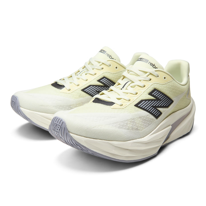 New Balance Mens Fuelcell Rebel V5 - PISTACHIO BUTTER