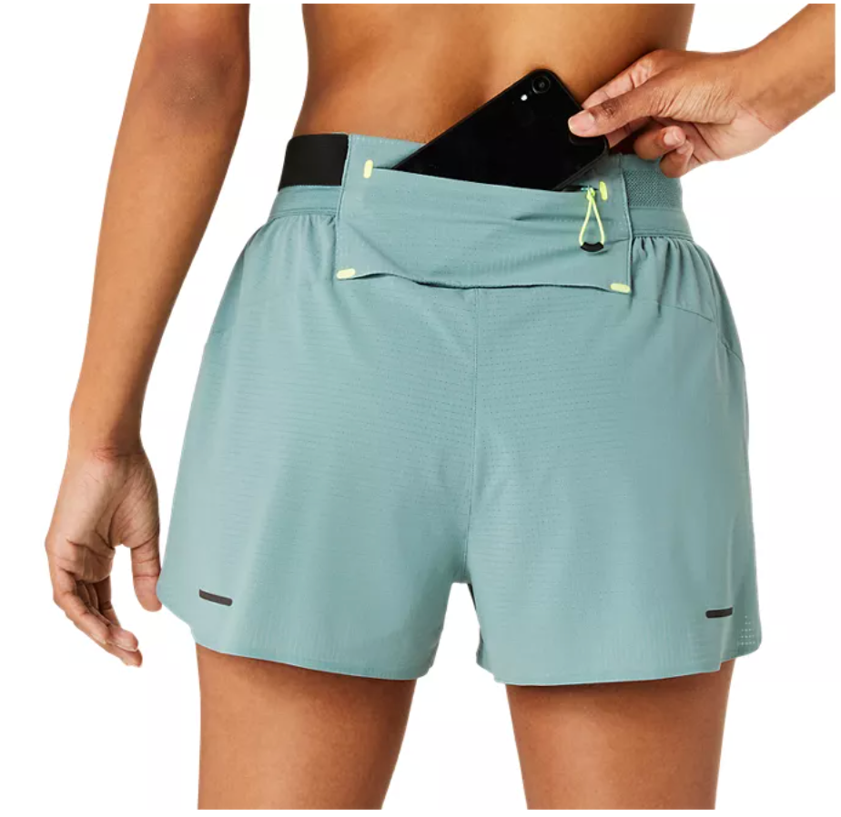 Pantalón corto Asics Metarun Split para mujer Falmouth Road Race 2024 (2012C858-300) FRR08 (POS)