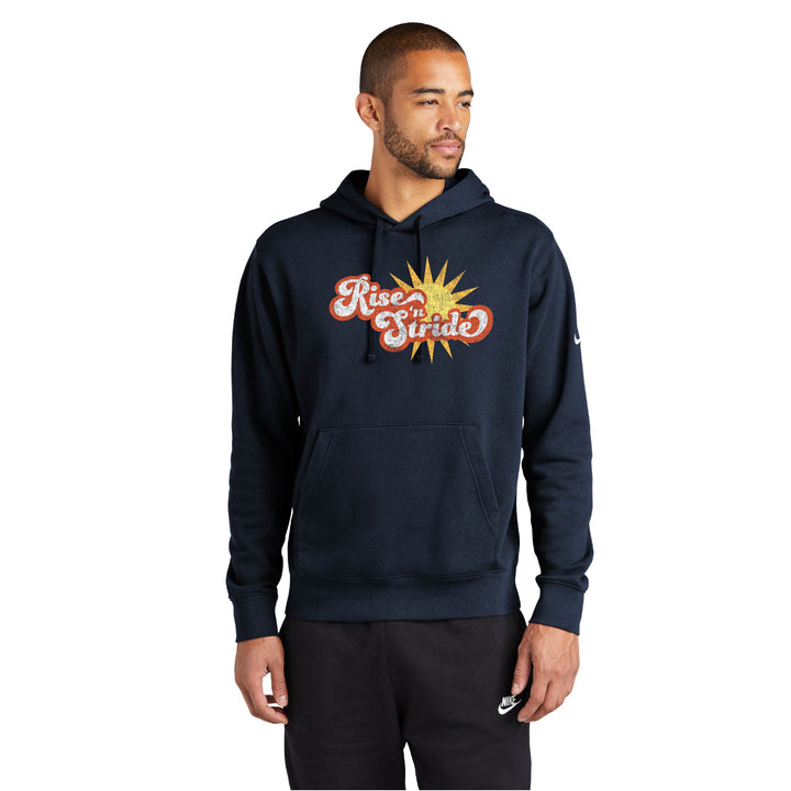 Sudadera con capucha y logo Nike Club Fleece Sleeve del equipo Bishop Fenwick XC (NKDR1499)