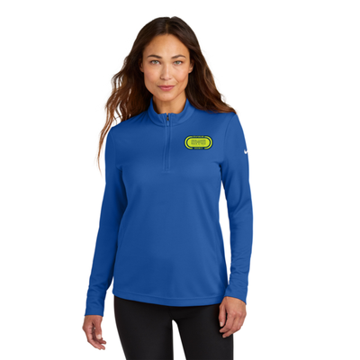 División 3 New Englands - Camiseta Nike Essential de media cremallera para mujer (NKHM7969)