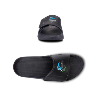 Sandalias deportivas flexibles Oofos OOahh de Wellesley Track and Field (1550)