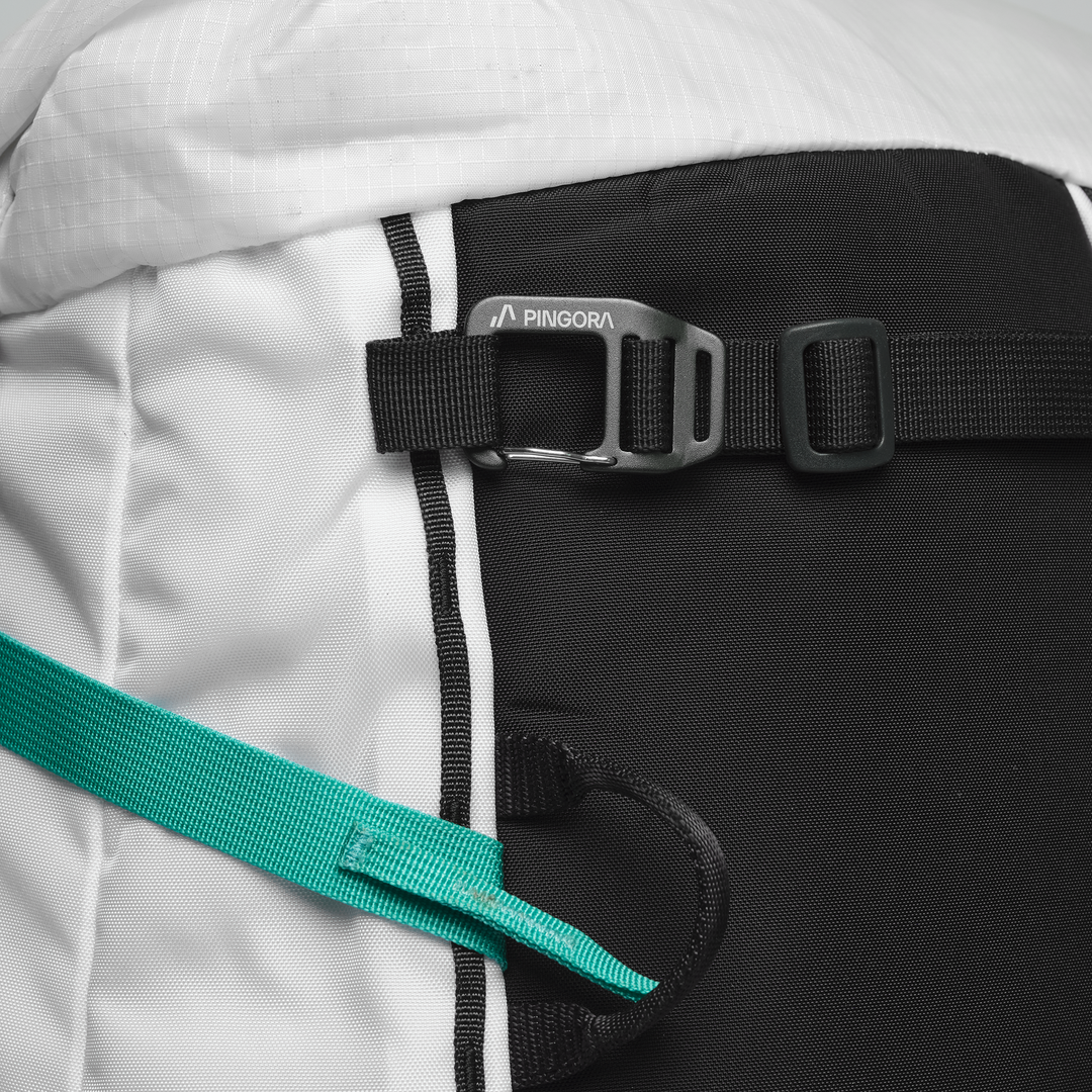 Pingora Vivid 27 Liter Backcountry Ski Pack