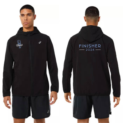 Chaqueta ASICS para hombre de la Falmouth Road Race 2024 Finisher - Ready Set (2011C256-001) FRR28-24 (POS)