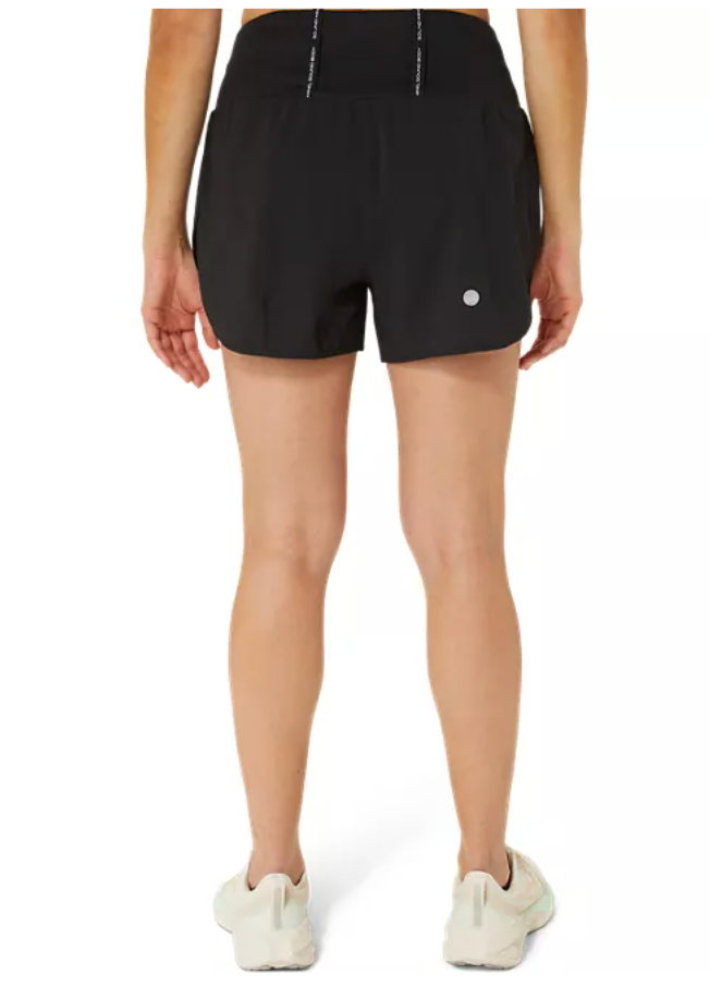 Pantalón corto de carretera de 3,5" de Asics Performance para mujer, color negro (2012C965-600)