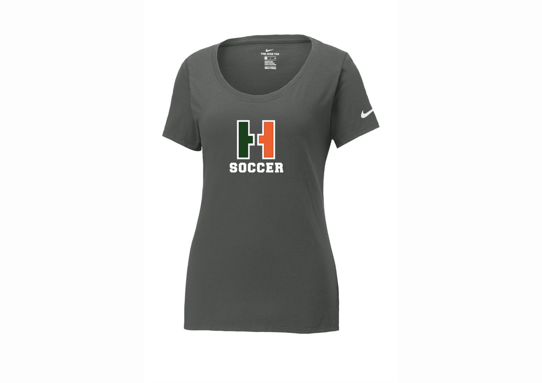 Camiseta de fútbol para niñas de Hopkinton: camiseta de cuello redondo de algodón y poliéster Nike Dri FIT para damas (NKBQ5234)