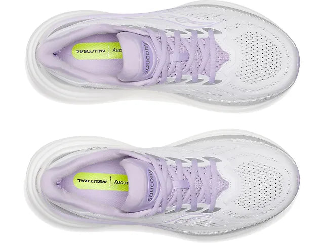 Women's Saucony Triumph 24 - White Pastel