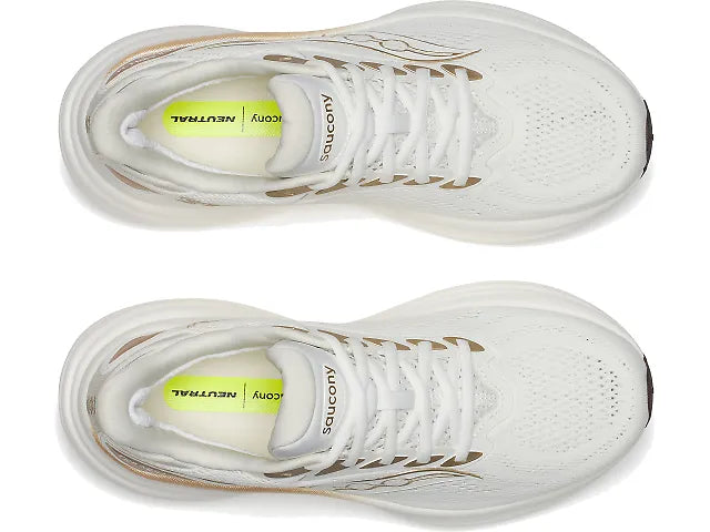 Women's Saucony Triumph 24 - Ivory Eggshell