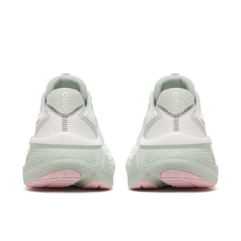 Women's Saucony Hurricane 26 - White Cast