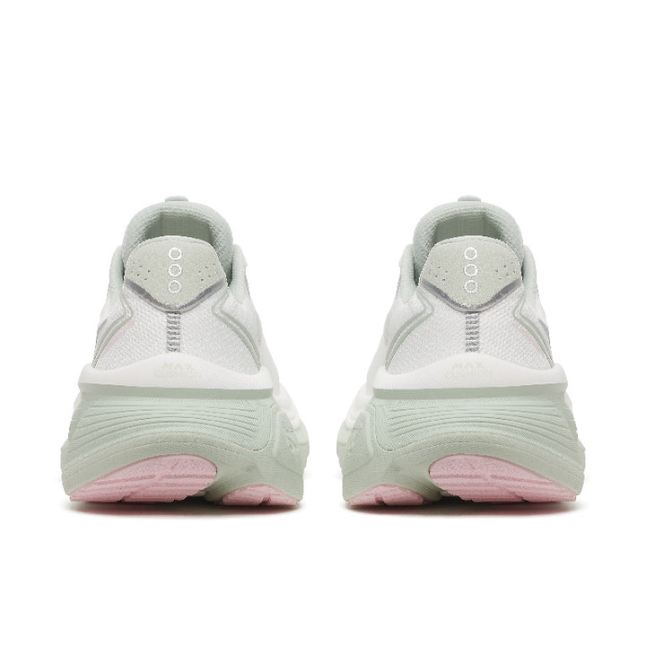 Women's Saucony Hurricane 26 - White Cast