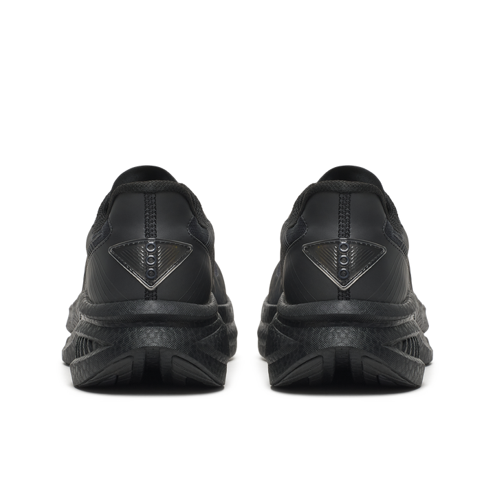 Men's Saucony Endorphin Azura - Triple Black