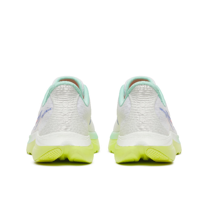 Women's Saucony Kinvara 16 - White Tart