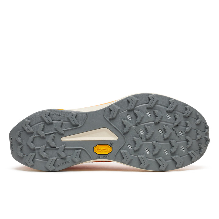 Men's Saucony Peregrine 16 - Fuego Cyber