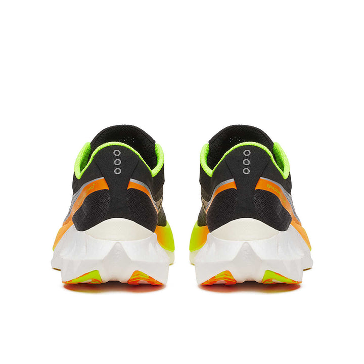 Men's Saucony Endorphin Pro 4 - Black Vo2