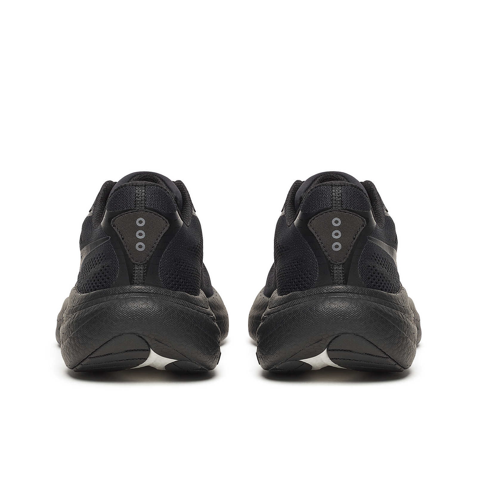 Men's Saucony Ride 19 - Triple Black Wide | Premium Daily Running