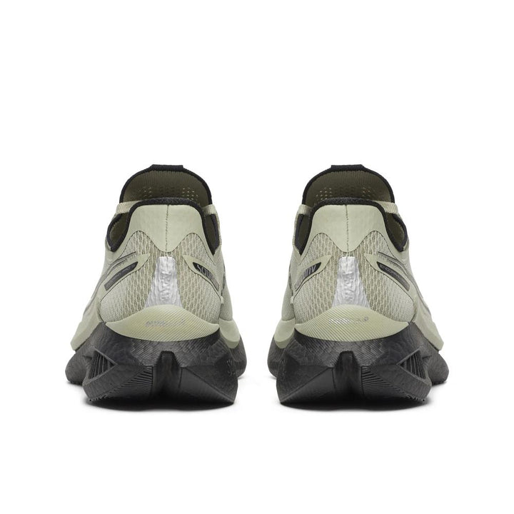 Men's Saucony Endorphin Pro 5 - Birch Black