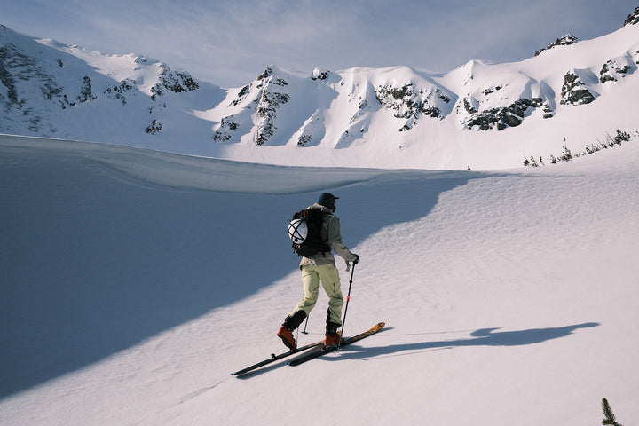Pingora Vivid 35 Liter Backcountry Ski Pack