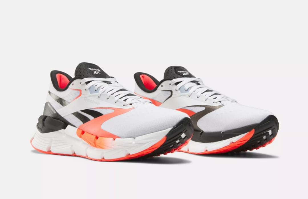 Reebok FloatZig Symmetros para hombre: blanco, naranja acampanado y negro (100206637 100) 