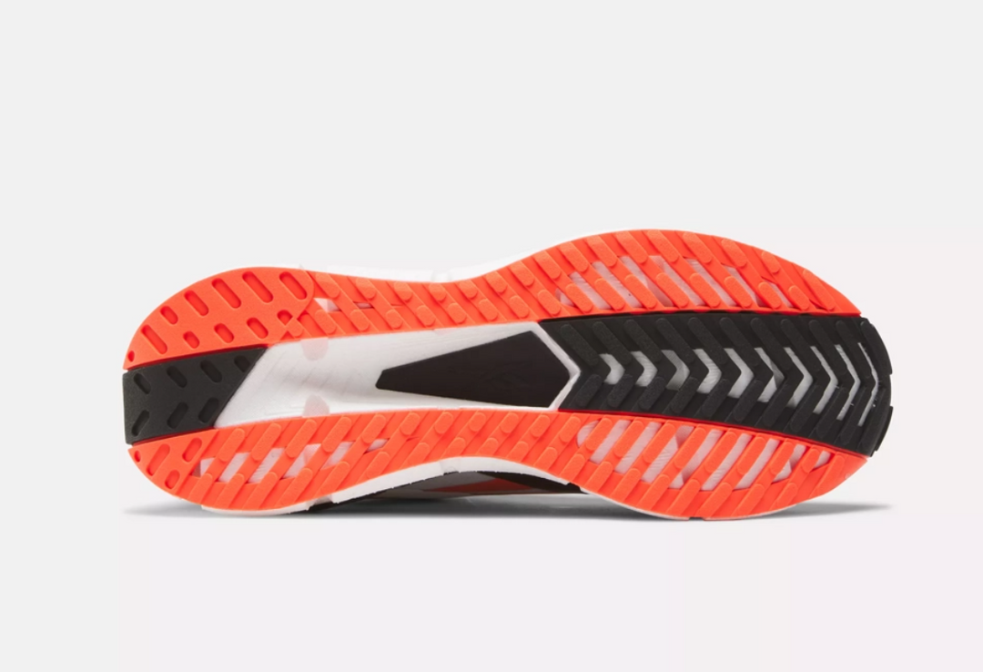 Reebok FloatZig Symmetros para hombre: blanco, naranja acampanado y negro (100206637 100) 