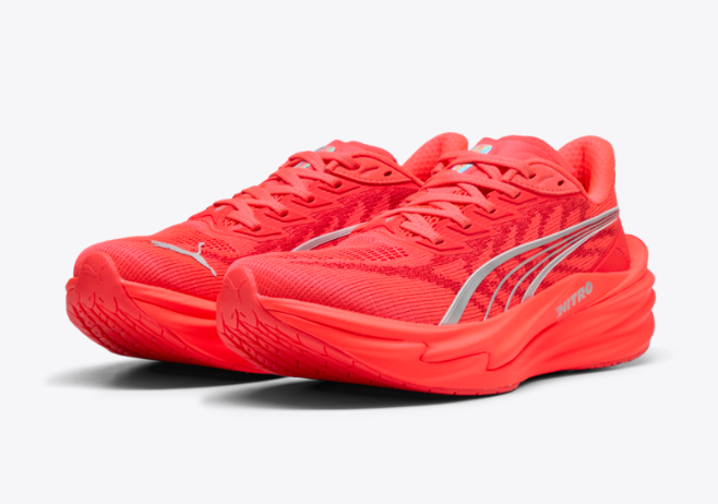 Puma Deviate Nitro 4 para mujer - ULTRA ROJO-PUMA PLATA